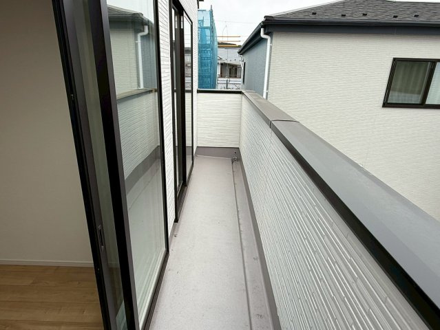 川越市山田1期　新築一戸建て　1号棟のバルコニー|開放的で明るい空間を演出してくれるバルコニーです