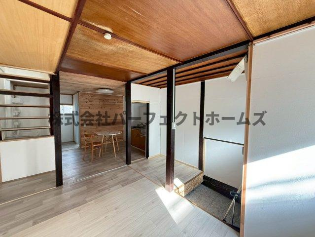 香里南之町戸建　賃貸の居間・リビング|リビングです