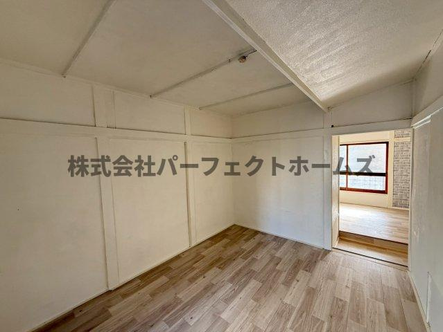 香里南之町戸建　賃貸の洋室|明るい洋室です