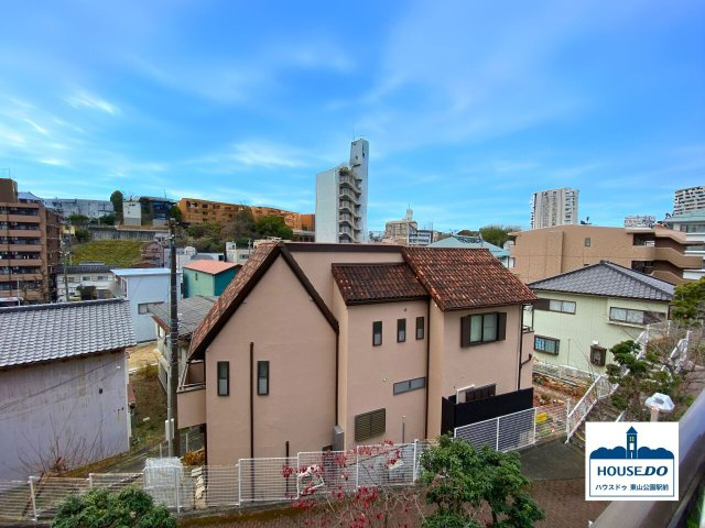 R7,12月リノベーション完了！エスポア八事二号館の展望|4階バルコニーからの景色です。
陽射しや視線をさえぎる物はほとんどありません