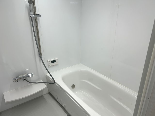 阿賀野市保田≪CUSMO川原田≫の浴室
