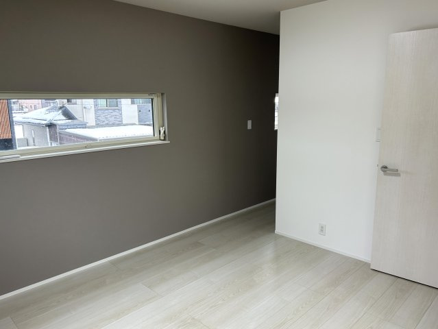 阿賀野市保田≪CUSMO川原田≫の洋室