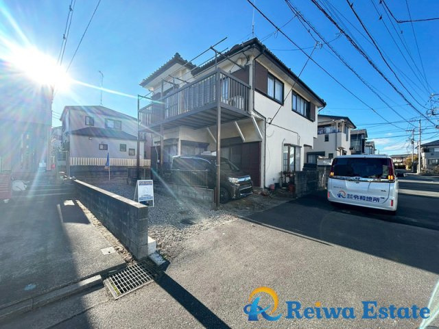 売地　茅ヶ崎市甘沼の前面道路含む現地写真