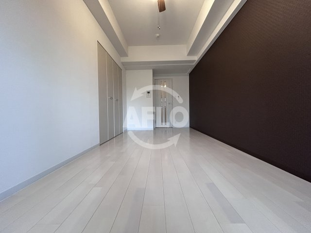 Luxe新大阪EAST IIの居間・リビング|Luxe新大阪EASTⅡ　リビング