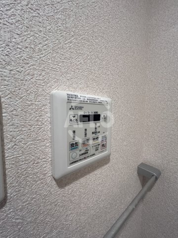 Luxe新大阪EAST IIの洗面所|Luxe新大阪EASTⅡ　浴室乾燥機