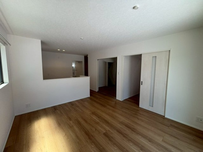 【居間・リビング】 | 新築戸建　鴨川3丁目１号棟