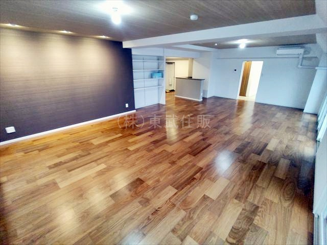 【居間・リビング】 | 川越フラワーホーム | ご家族が自然と集まるリビングです