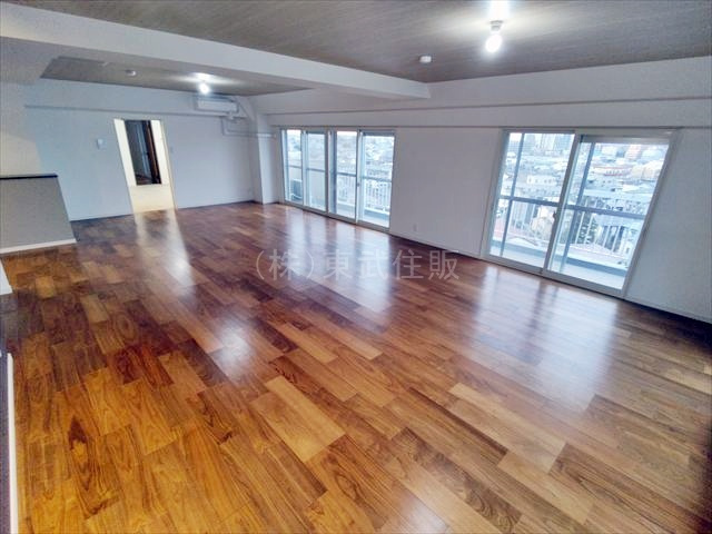 【居間・リビング】 | 川越フラワーホーム | ゆったり過ごせるリビングです