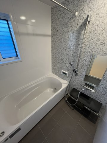 永碇町戸建の浴室