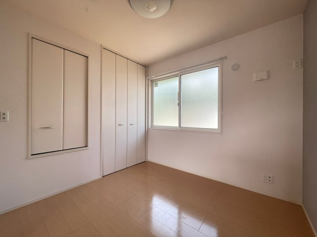 con.塩屋浜の寝室