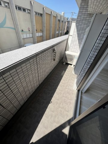 【バルコニー】エスタート御幣島