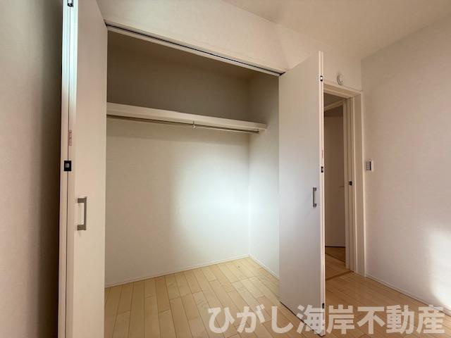 茅ヶ崎市室田1丁目　中古戸建の収納|新規リフォーム完了！　各居室　収納スペース付き