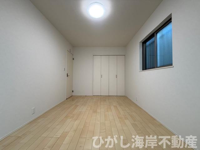 茅ヶ崎市室田1丁目　中古戸建の内装|新規リフォーム完了！　7.5帖　洋室