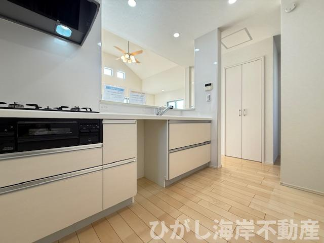 茅ヶ崎市室田1丁目　中古戸建のキッチン|新規リフォーム完了！　キッチンスペース
