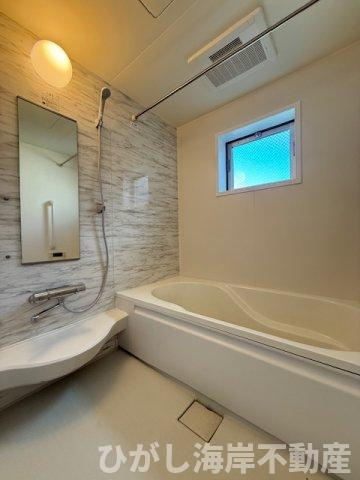 茅ヶ崎市室田1丁目　中古戸建の浴室|新規リフォーム完了！　浴室乾燥機付きユニットバス