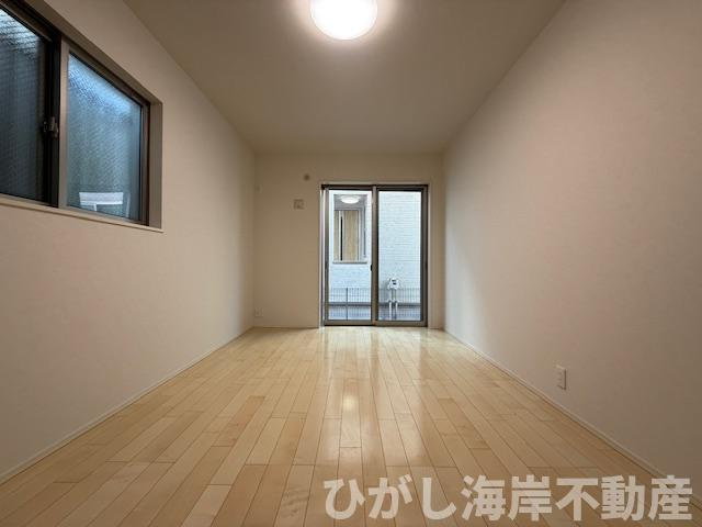 茅ヶ崎市室田1丁目　中古戸建の洋室|新規リフォーム完了！　7.5帖　洋室