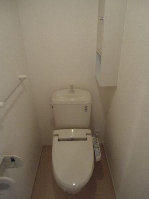 【トイレ】 | イースタン・パーク５１Ｂ | 落ち着いた色調のトイレです