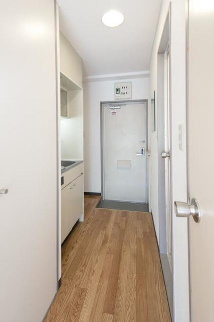 エステージ西調布の玄関|※写真は同タイプ住戸です。