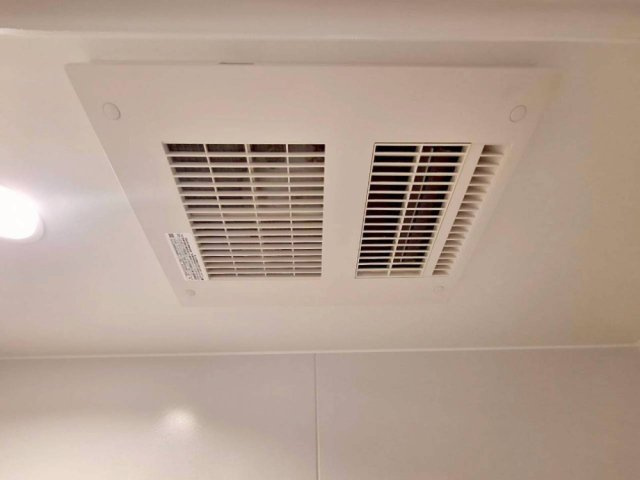 ＴＳｍａｉｓｏｎの浴室|★浴室乾燥あり★