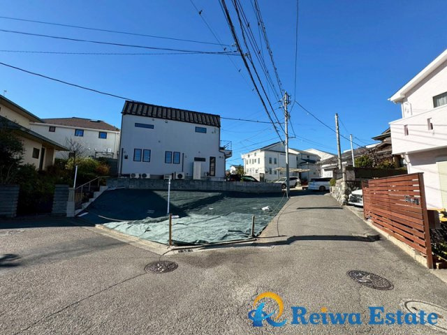 売地　藤沢市辻堂3丁目の前面道路含む現地写真