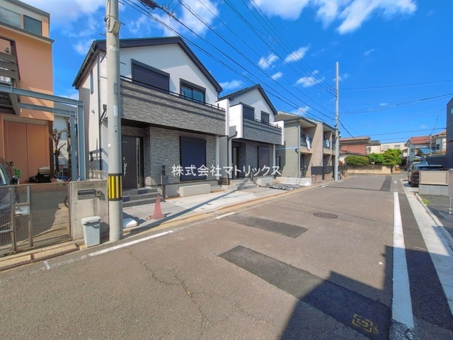練馬区南大泉1丁目　明るく快適　南道路の限定2棟の前面道路含む現地写真