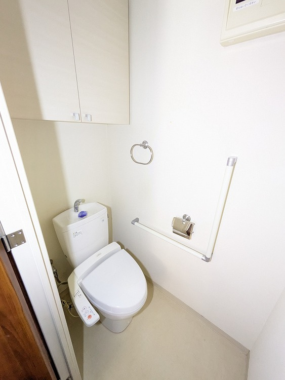 サンマンション山の手ヒルズのトイレ|落ち着いたトイレです