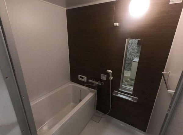 ＬａｖｅｒｉｔｅノムラⅡの浴室