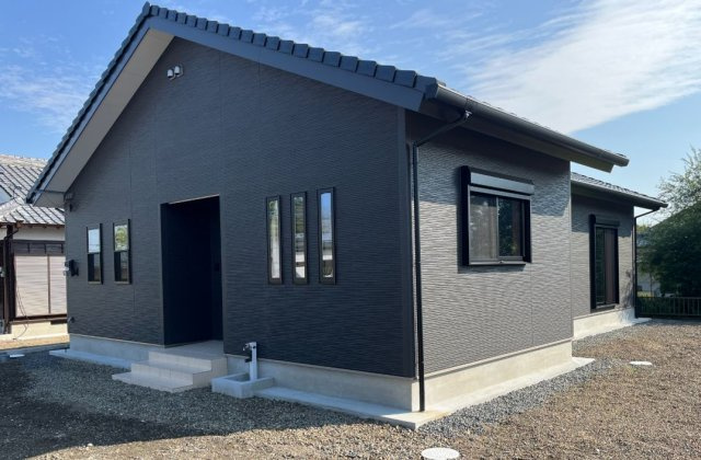 都城市平塚町の新築一戸建の外観