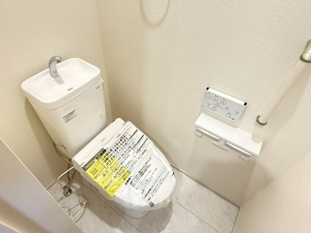 川越市豊田町2丁目　新築一戸建て　1号棟のトイレ|シンプルで使いやすいトイレです