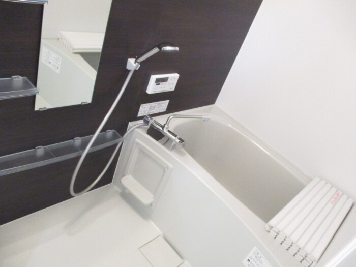 スカイハウス（羽根町）の浴室