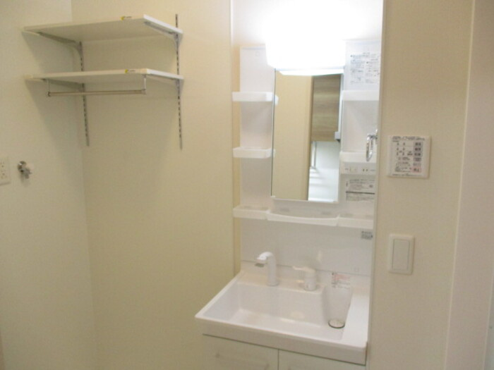 スカイハウス（羽根町）の洗面所