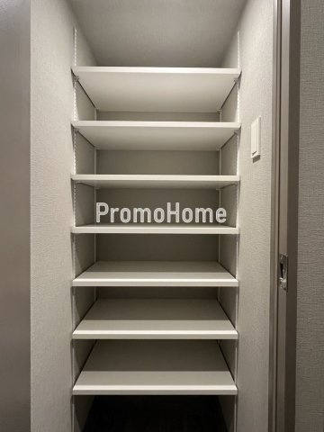 コンフォリア・リヴ八丁堀の外観