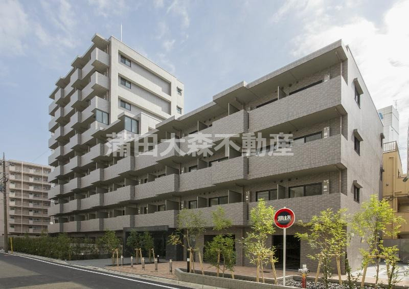 ルーブル大鳥居伍番館の外観|外観タイル張り　2014年11月築　RC鉄筋コンクリート造地上9階建て1K～2DK総戸数73戸の分譲賃貸マンション　東京都大田区東糀谷3丁目　京急空港線大鳥居駅近、穴守稲荷駅も徒歩圏内