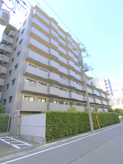 ルーブル大鳥居伍番館の外観