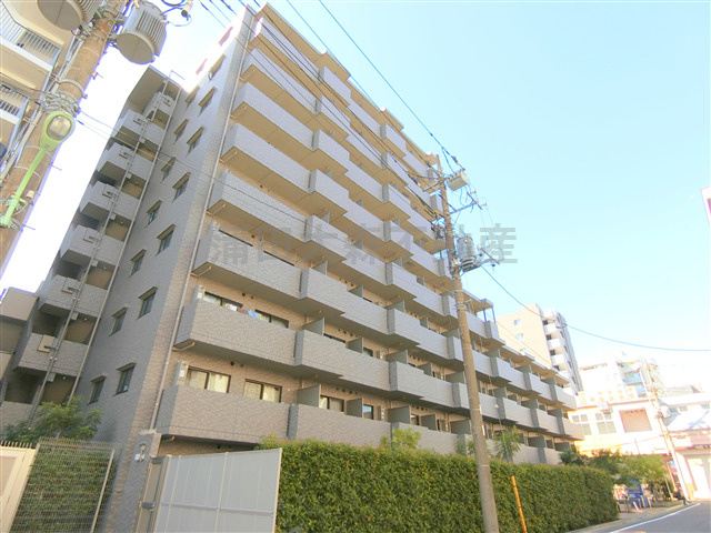 ルーブル大鳥居伍番館の外観