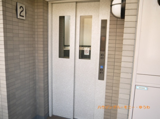 【その他共用部分】 | 勿論エレベーターが備え付けられています。