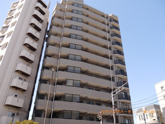 【外観】 | 外観タイル張りのＳＲＣ造。モダンな建物です。