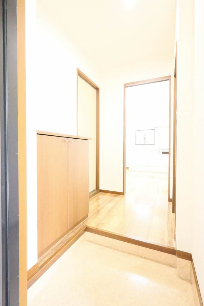 アメニティハイツ十市 B棟の玄関