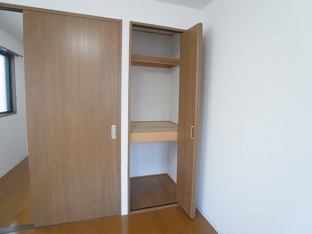 前田マンションの収納|収納スペースも完備