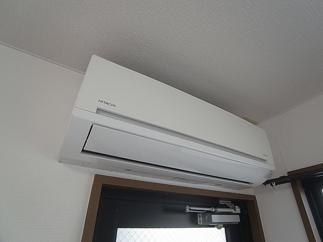 前田マンションの設備|1年中快適なエアコン完備