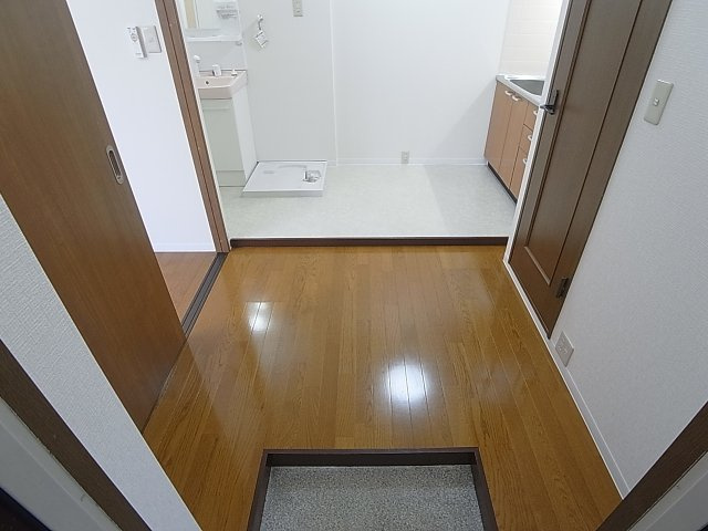 前田マンションの玄関|玄関