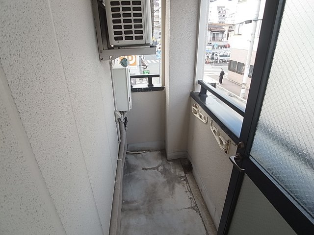 前田マンションのバルコニー|日当たり良好のバルコニー