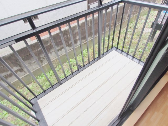 音戸ハイツ川本のバルコニー