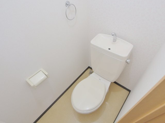 音戸ハイツ川本のトイレ