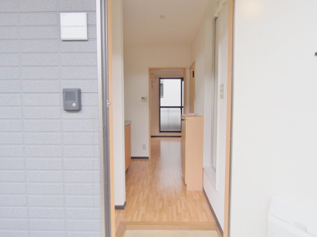 音戸ハイツ川本の玄関