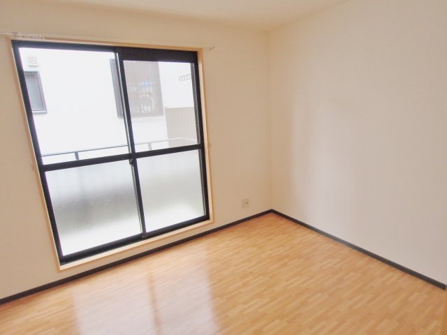 音戸ハイツ川本の居間・リビング