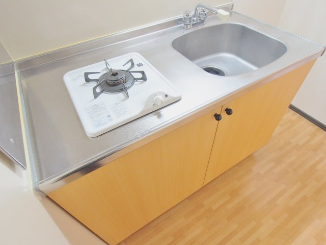 音戸ハイツ川本のキッチン