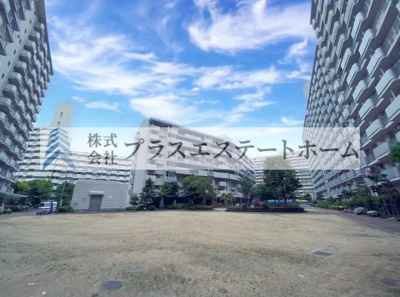 【その他】 | ポートアイランド住宅43号棟 | ８階建ての８階部分です♪最上階の部屋のみLDKの天井高が高いです♪