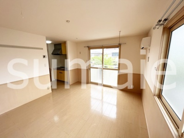 リヴェールの居間・リビング|人気のフローリング。反転タイプ