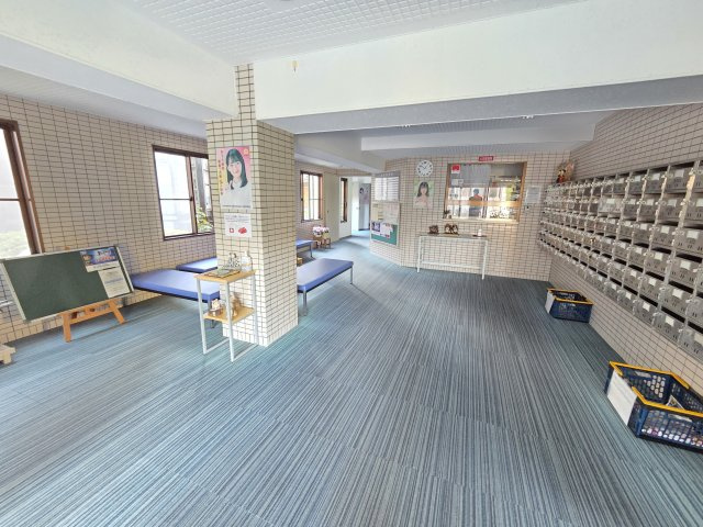 【ロビー】 | メゾン・ド・エレーヴ唐国